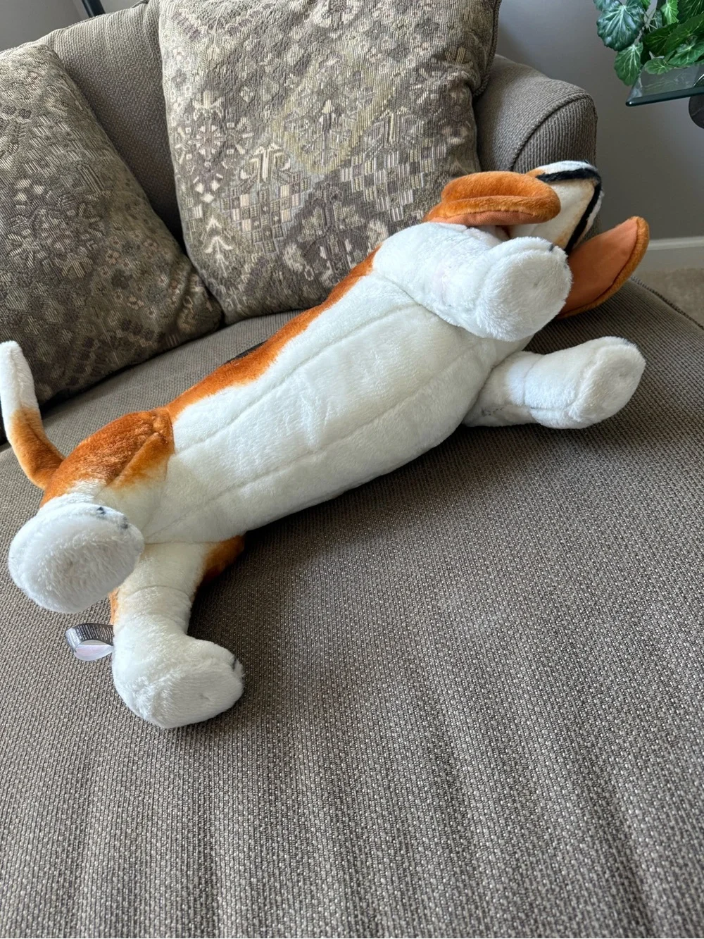 Melissa & Doug Brown Black White Tricolor Basset Hound Plush